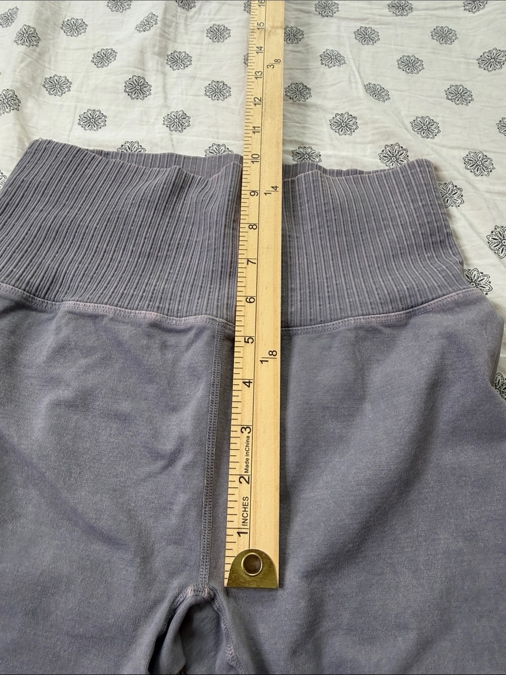 NWOT Free People Movement good karma legging size M/L - Picture 9 of 13